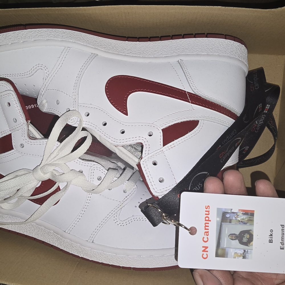 Jordan 1 high '85 Burgundy DS sz13